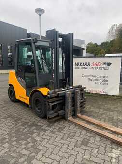 Dieselstapler 2015  Jungheinrich DFG S50S (1)