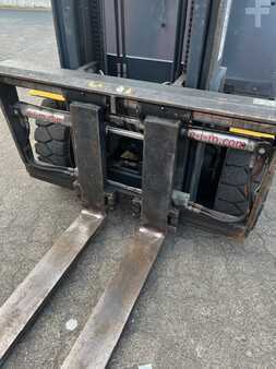 Treibgasstapler 2010  Jungheinrich TFG 320 s (4)