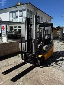 Elektro 3 Rad 2019  Jungheinrich EFG 216K (1)