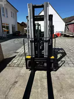 Elektro 3 Rad 2019  Jungheinrich EFG 216K (2)