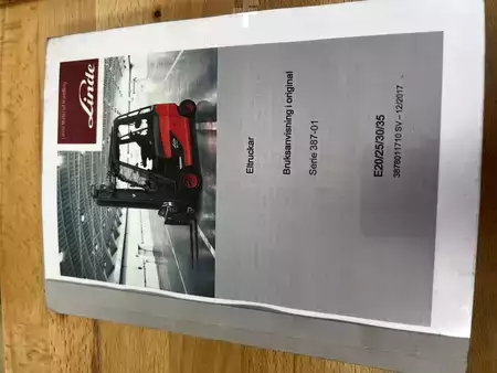 El truck - 4 hjulet 2018  Linde E 35 HL 01 (22)