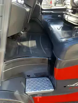 El truck - 4 hjulet 2018  Linde E 35 HL 01 (23)