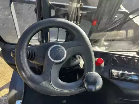 El truck - 4 hjulet 2018  Linde E 35 HL 01 (26)