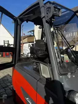 El truck - 4 hjulet 2018  Linde E 35 HL 01 (28)
