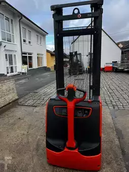Ruční vysokozdvižný vozík 2017  Linde L 20 i (1)