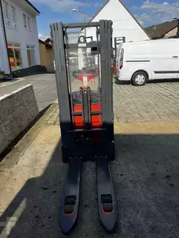 Stacker stå på 2019  Linde D 14 API (5)