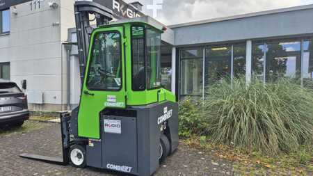 Empilhador Quatro caminhos 2025  Combilift CBE3000 (5)
