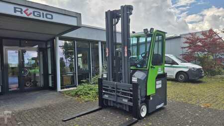 Empilhador Quatro caminhos 2025  Combilift CBE3000 (6)