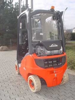Chariot élévateur gaz 2014  Linde H16 T-01 (1) 