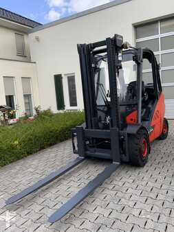 Treibgasstapler 2018  Linde H35T (1)