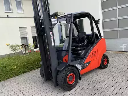 LPG heftrucks 2018  Linde H35T (1)