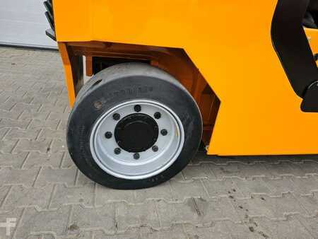 Erikoistrukki 2007  RMF KSL70G - Compact (8)