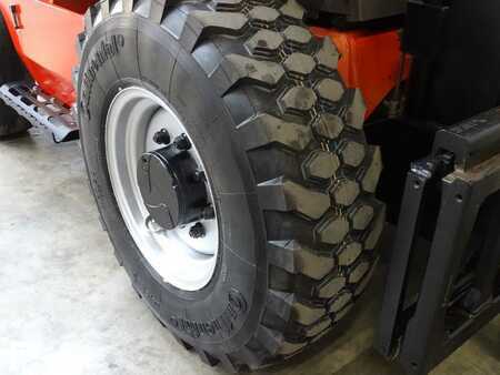 Carrelli fuoristrada 4x4 2013  Manitou M30 - TRIPLEX (10)