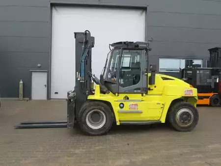 Chariots élévateurs diesel 2016  Kalmar DCG120-6 (1)