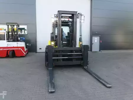 Chariots élévateurs diesel 2016  Kalmar DCG120-6 (3)
