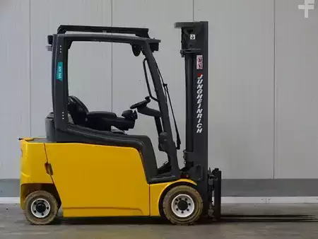 Eléctrico - 4 rodas 2016  Jungheinrich EFG320 (4)