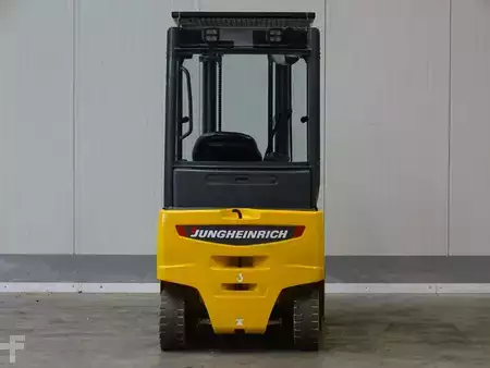 Eléctrico - 4 rodas 2016  Jungheinrich EFG320 (5)