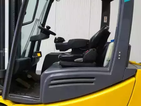 Eléctrico - 4 rodas 2016  Jungheinrich EFG320 (6)