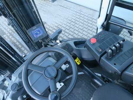 El Truck - 4-hjul 2015  Kalmar ECG80-6 - TRIPLEX - Drehsitz (9)