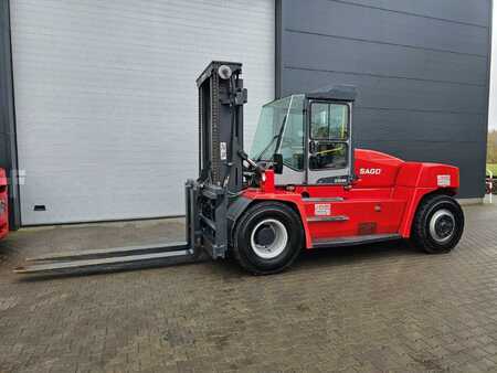 Dieselstapler 2013  Kalmar DCE150-12 (1)
