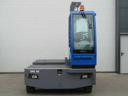 Boční vysokozdvižný vozík - Baumann DFQ30/14/45ST (3)