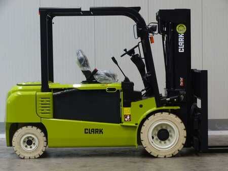 Chariot 4 roues électrique 2023  Clark GEX50 -  Container-Indoor-Stapler  - NEU (4)
