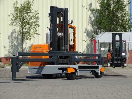 Čtyřcestný vysokozdvižný vozík 2012  HUBTEX DQ45-G - TRAVERSE (3)