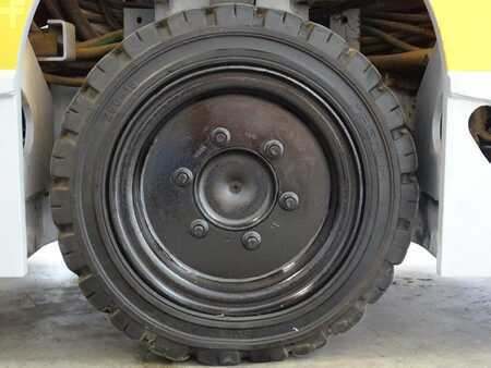 Čtyřcestný vysokozdvižný vozík 2012  HUBTEX DQ45-G - TRAVERSE (8)