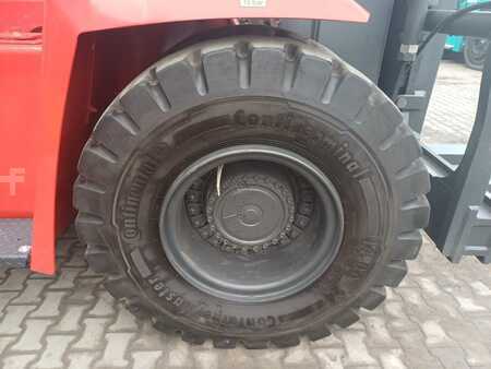 Carrelli elevatori diesel 2016  Kalmar DCG250-12LB (10)