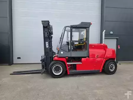 Diesel Forklifts 2017  Kalmar DCF80-9 (2)