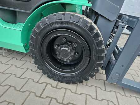 Treibgasstapler 2017  Mitsubishi FG35NT (10)