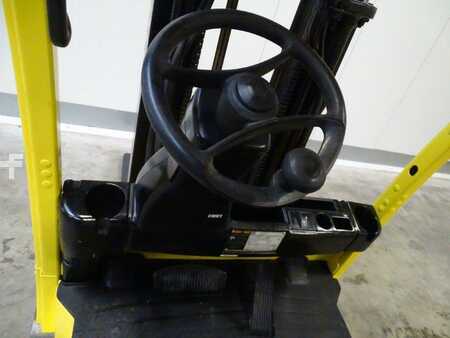 Sähkö - 4 pyör 2010  Hyster J2.5XN - TRIPLEX (7)