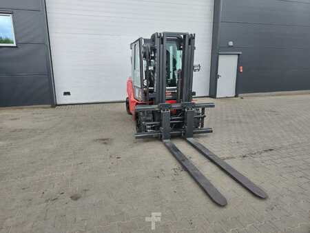 Dieseltruck 2007  Dan Truck 8450DG Container-Indoor-Stapler -TRIPLEX (4)