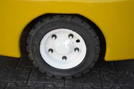 Electric - 3 wheels 2012  Yale ERP16VT - TRIPLEX (10)