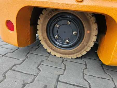 Electric - 3 wheels 2016  Still RX50-16 (10)