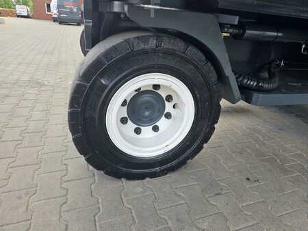 Vierwegestapler 2014  Combilift C14000H (10)