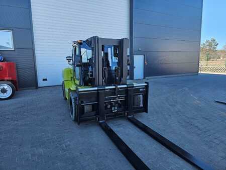 Wózki widłowe diesel 2024  SAGO C80D - Container-Indoor-Stapler (4)