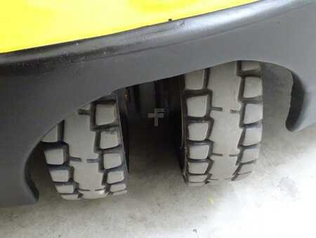 Eléctrica de 3 ruedas 2011  Hyster J2.0XNT (10)