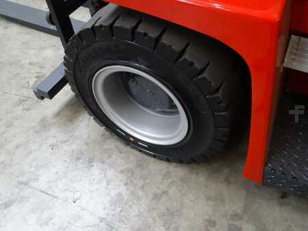 Sähkö - 4 pyör 2015  Kalmar ECG70-6 - TRIPLEX (8)