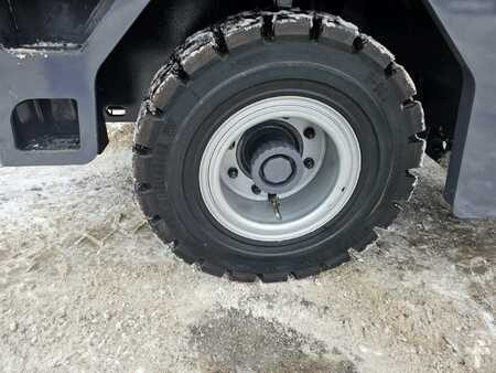 Seitenstapler 2015  Baumann GX70/14/57TR - TRIPLEX (10)