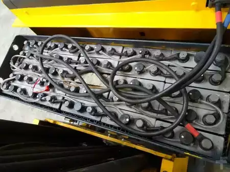 Carretilla retráctil 2014  Jungheinrich ETV110 - TRIPLEX (10)