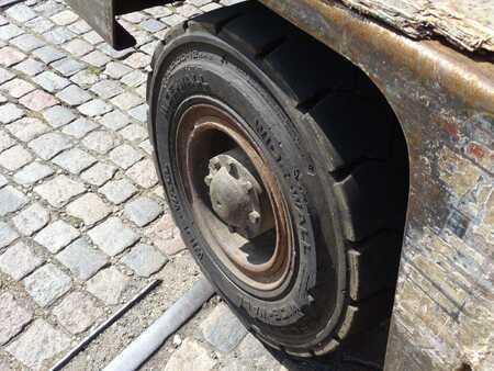 452_4551-10.jpg?v=1761539136