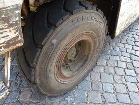 452_4551-7.jpg?v=1761539136