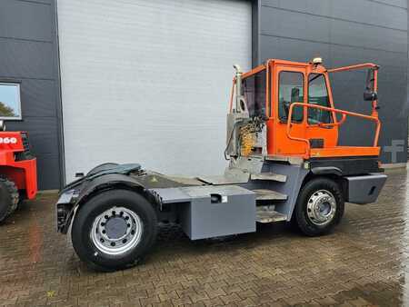 Terminálový traktor 2013  Terberg YT182 (2)