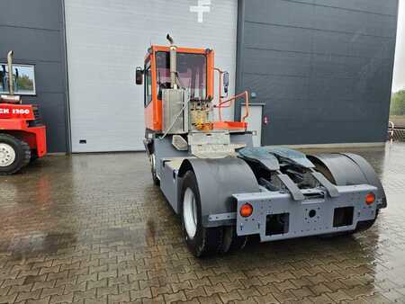 Terminálový traktor 2013  Terberg YT182 (4)