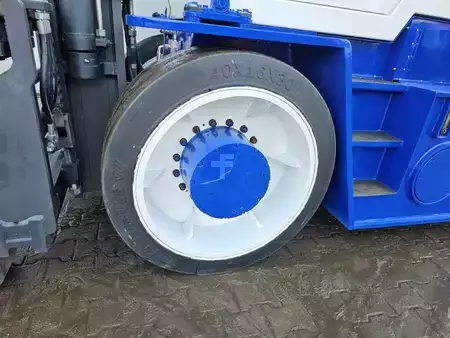 Kompakt gaffeltruck 2012  Herbst - ATAIR ATAIR IV 150 CV (4)