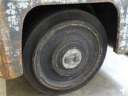 452_4598-9.jpg?v=1761539136