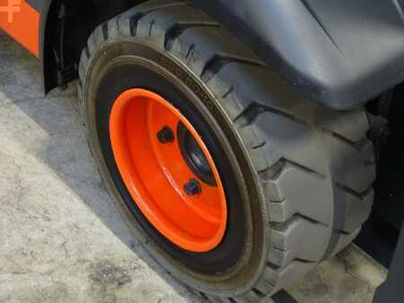 Dieselový VZV 2019  Linde H18D-01 - TRIPLEX (8)