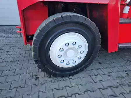 Dízel targoncák 2000  Svetruck 13.6 60-30 (9)