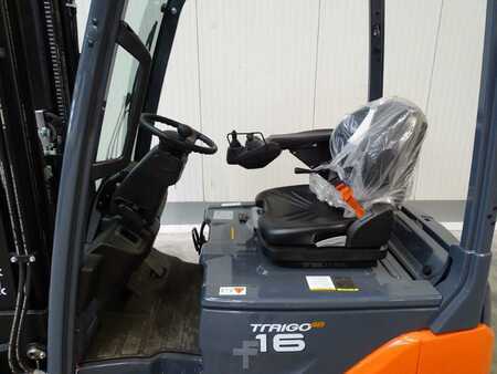 Eléctrica de 3 ruedas 2023  Toyota 8FBEK16T - DEMO - TRIPLEX (6)